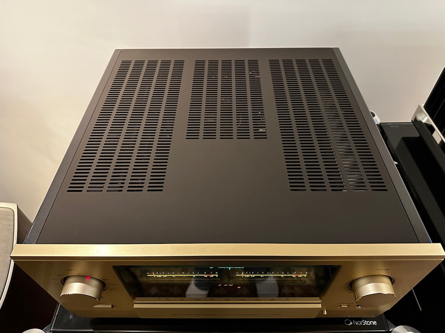 E-800 (Used Sold)