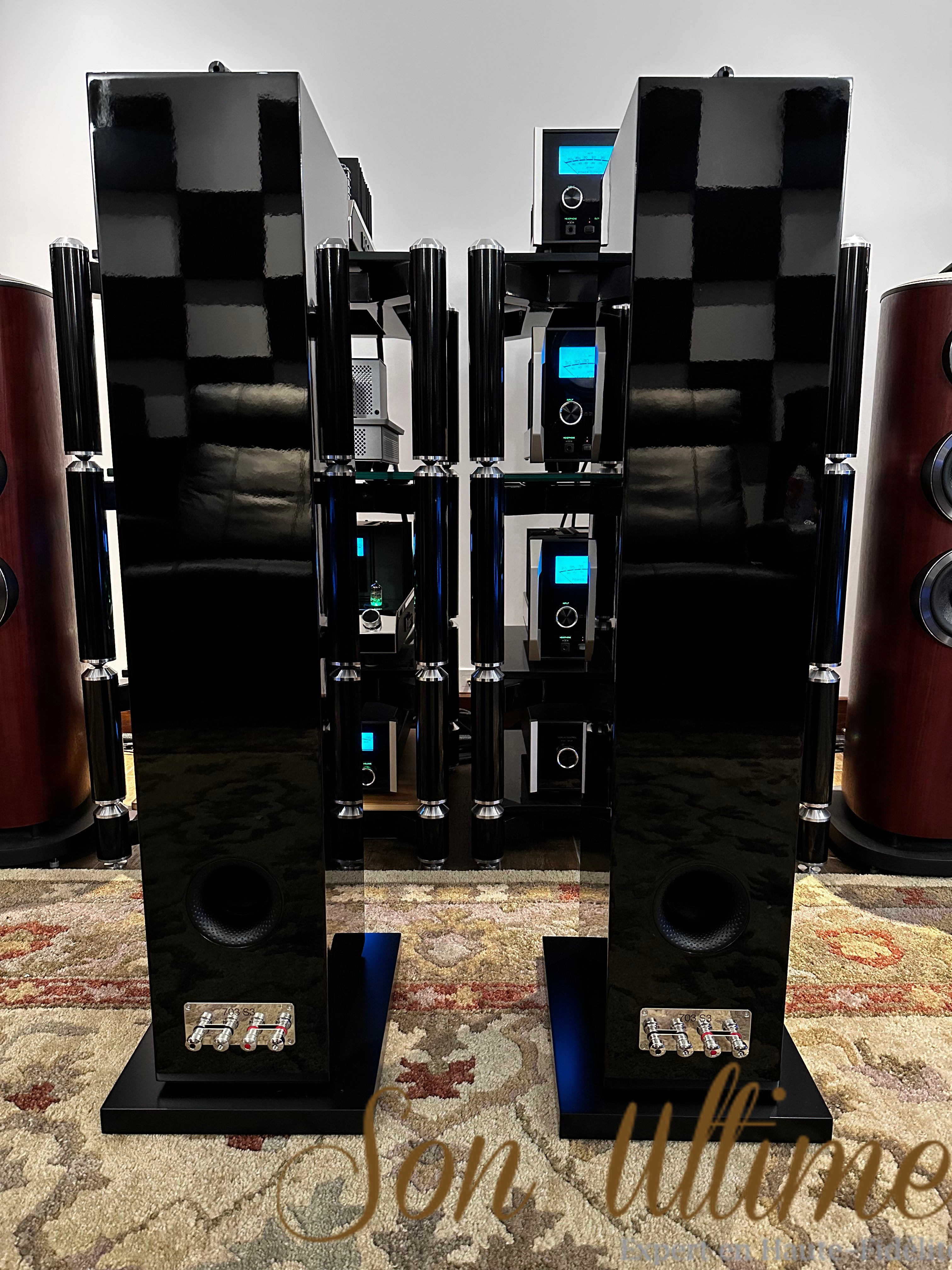 703 S3 Black (Used)
