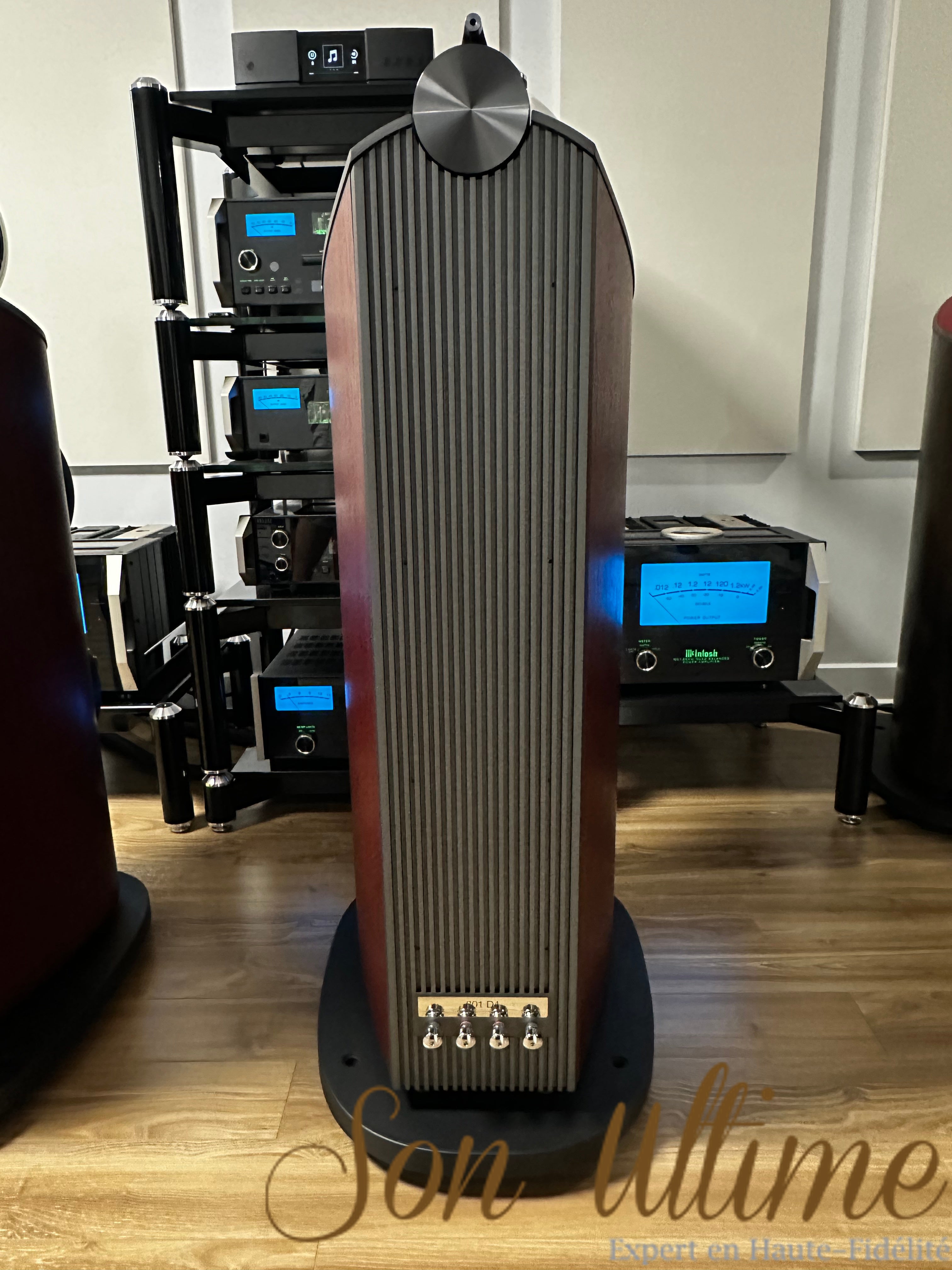 801 D4 Rosenut (Occasion)
