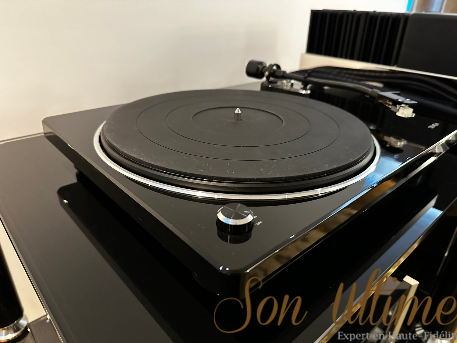 DP-400 Black (Used Sold)