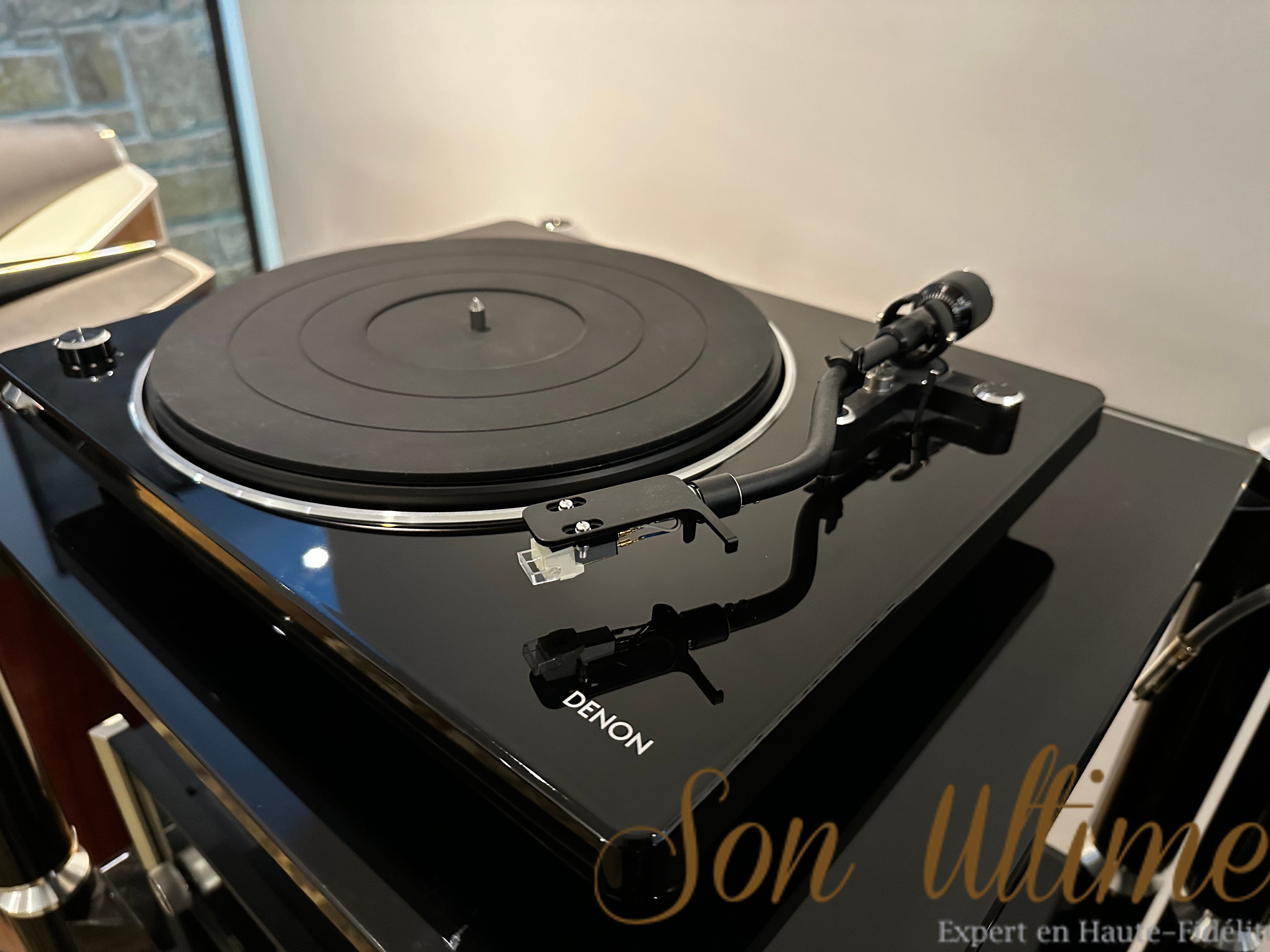 DP-400 Black (Used Sold)