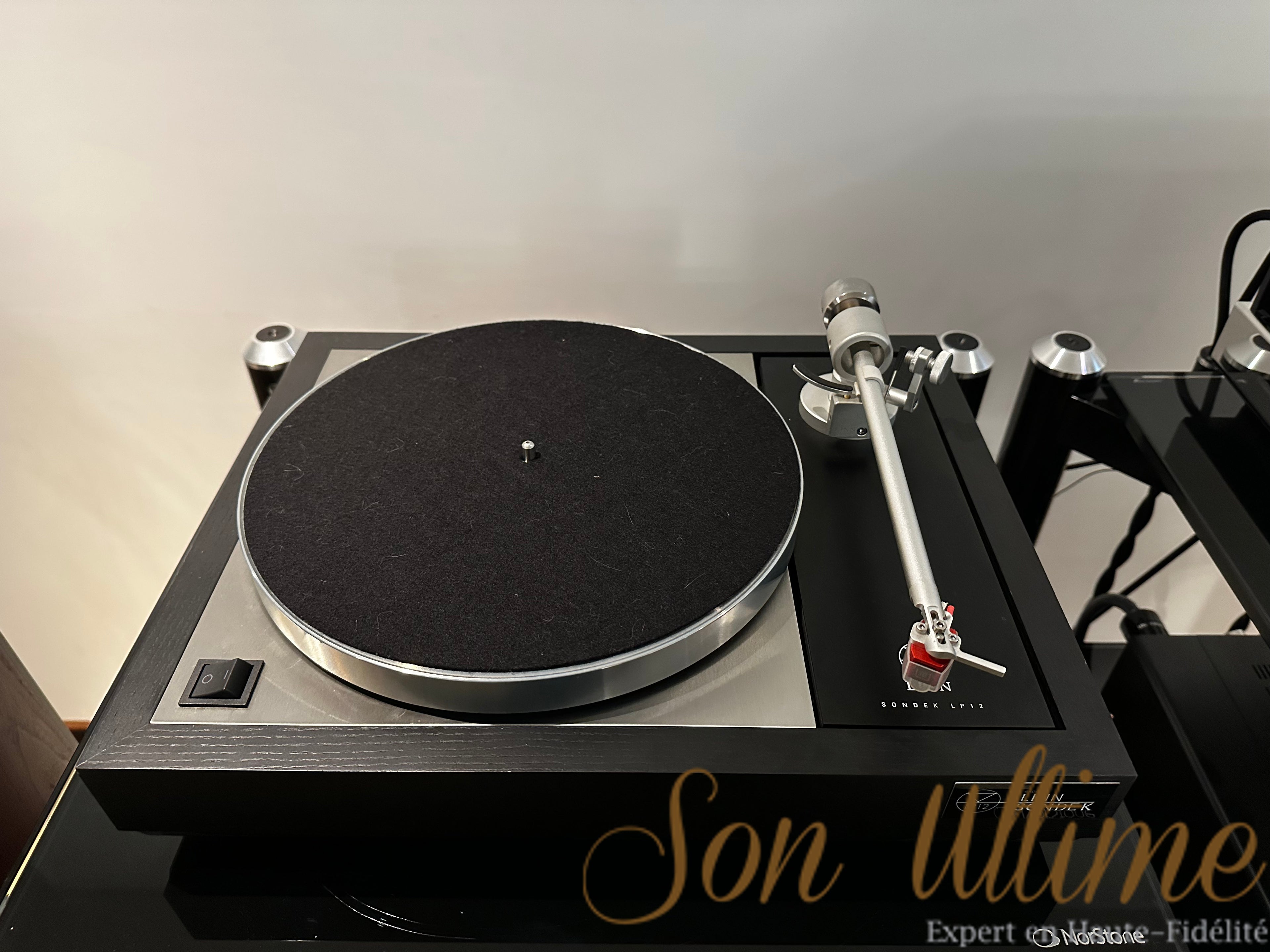 Sondek LP12 (Used Sold)