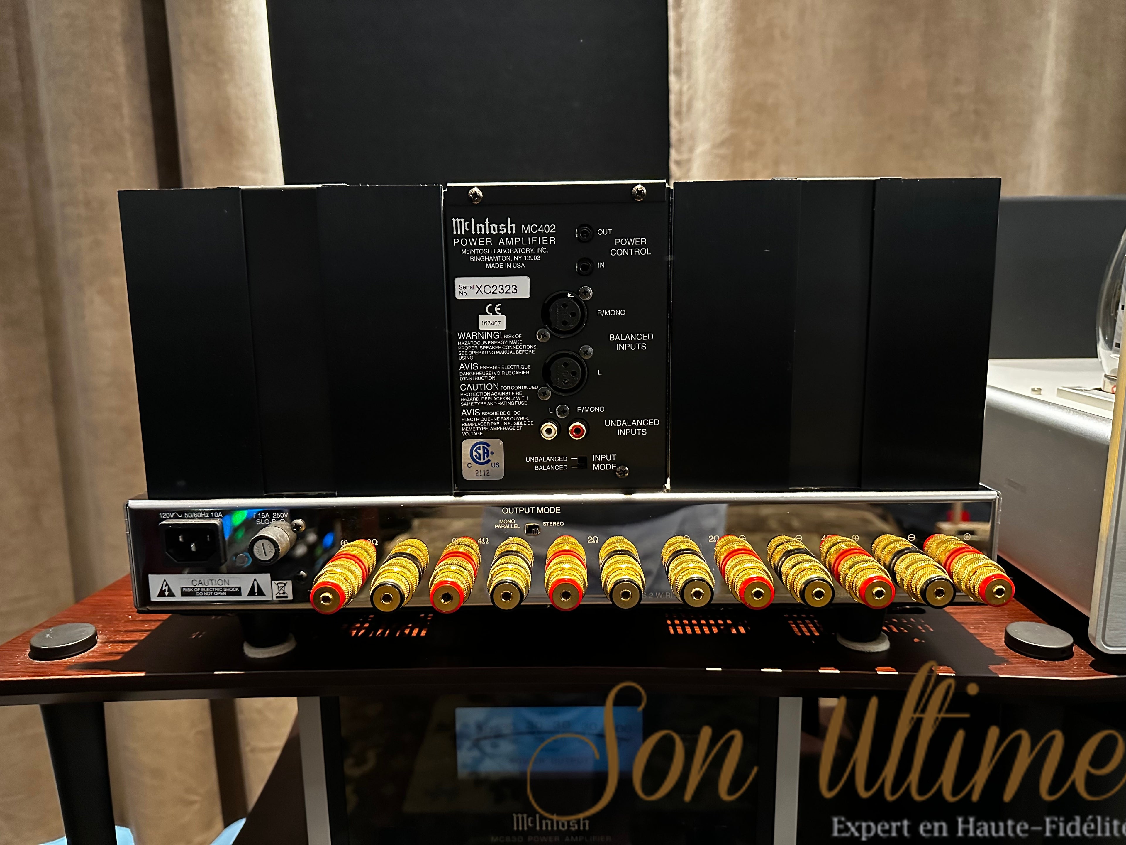 McIntosh MC402 (Used Sold)