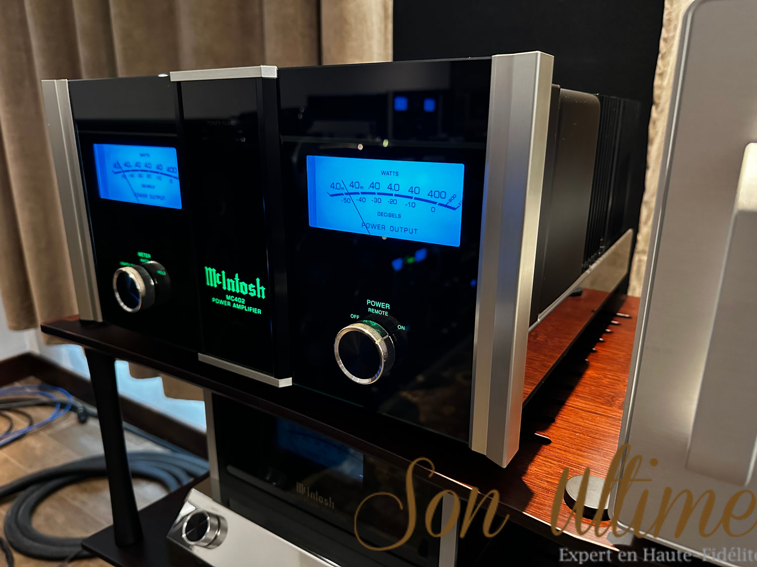 McIntosh MC402 (Used Sold)