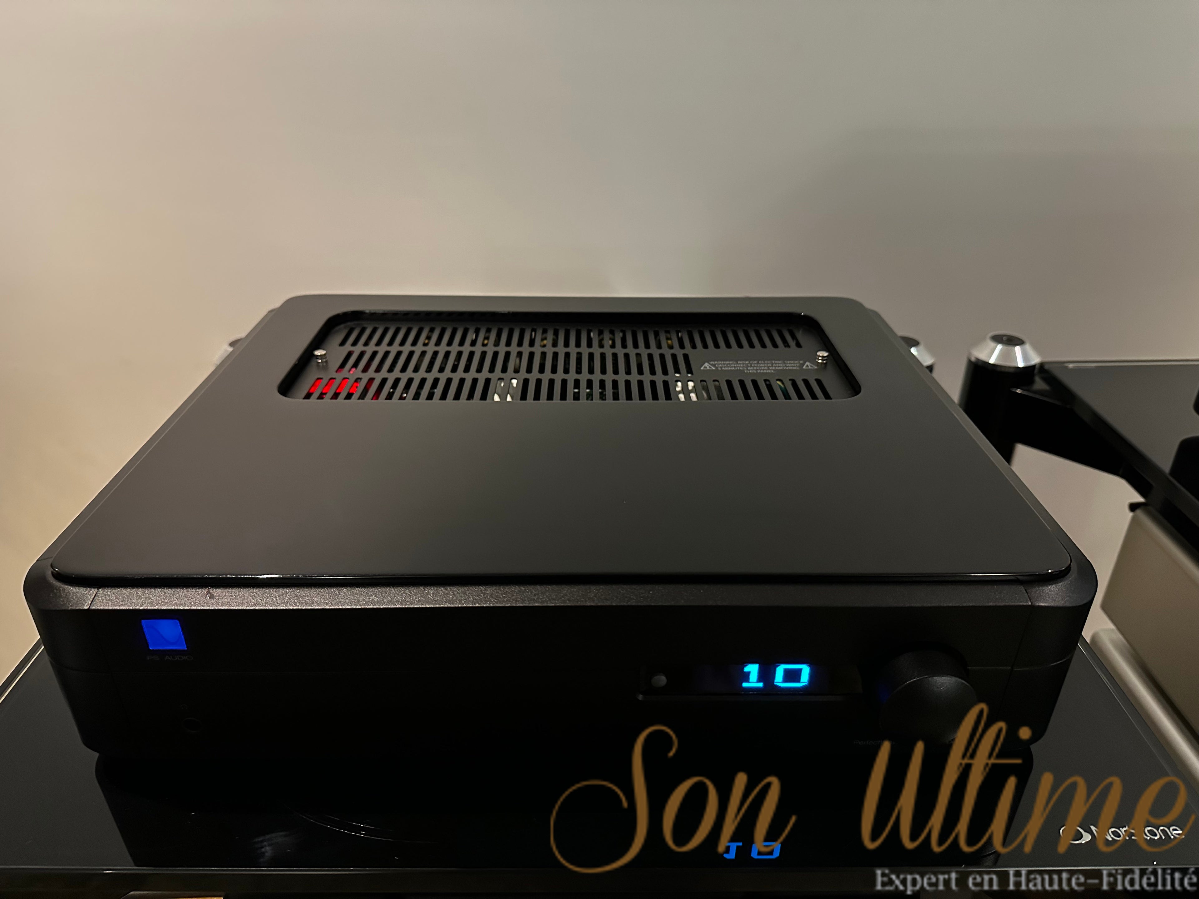 BHK Signature Preamplifier Noir (Occasion)