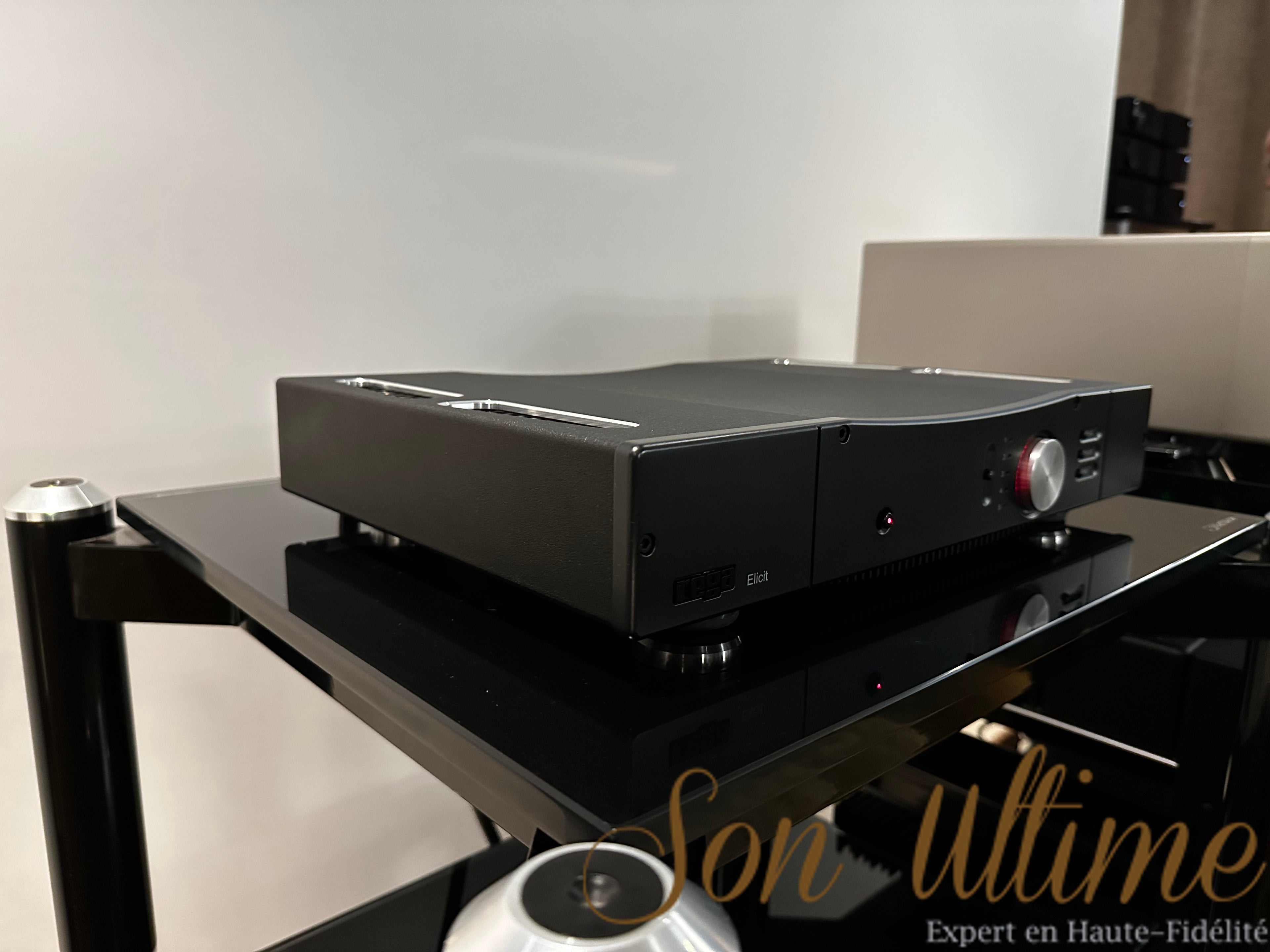 Elicit MK2 Noir (Occasion)