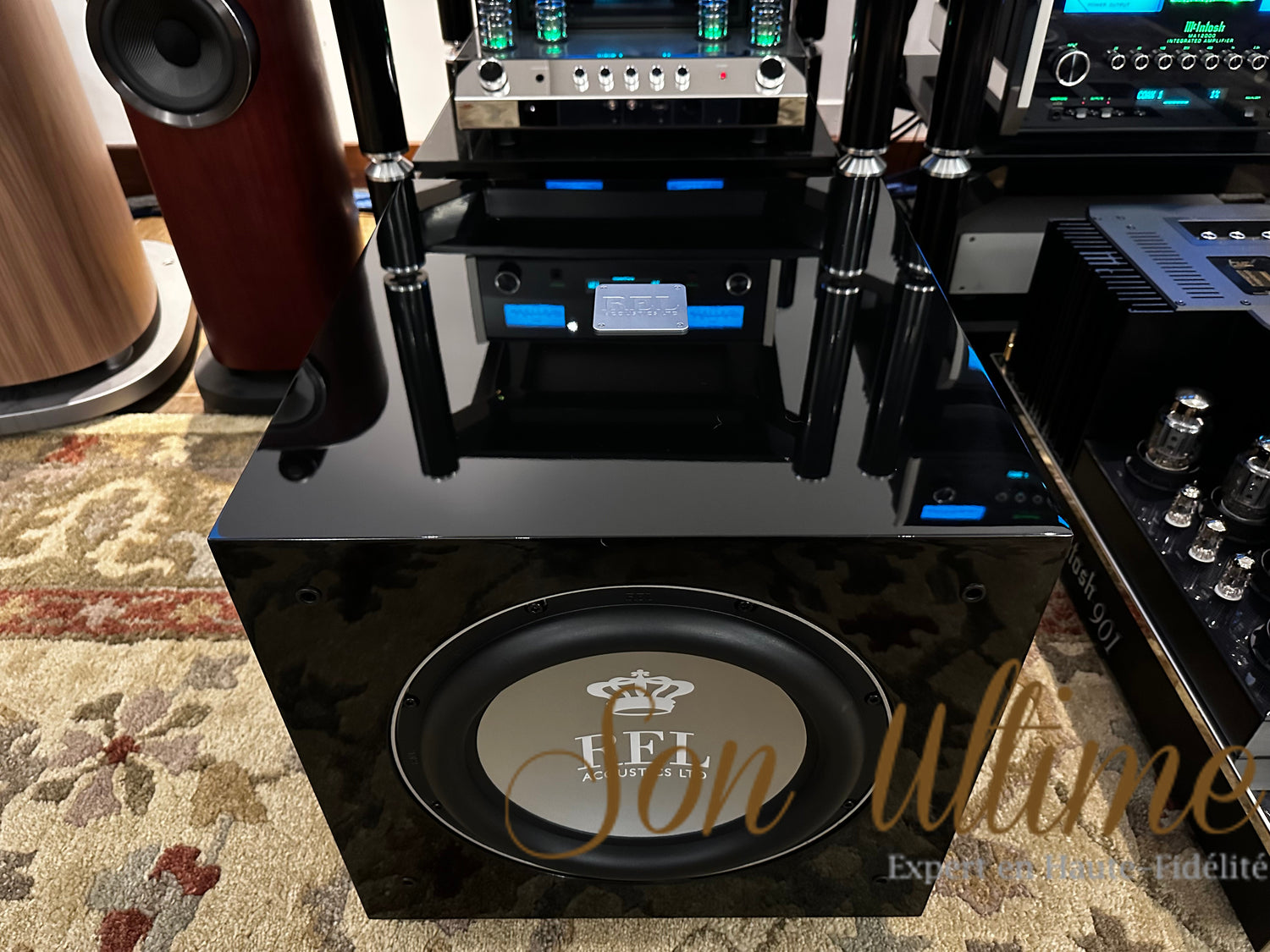 S812 Black (Used)