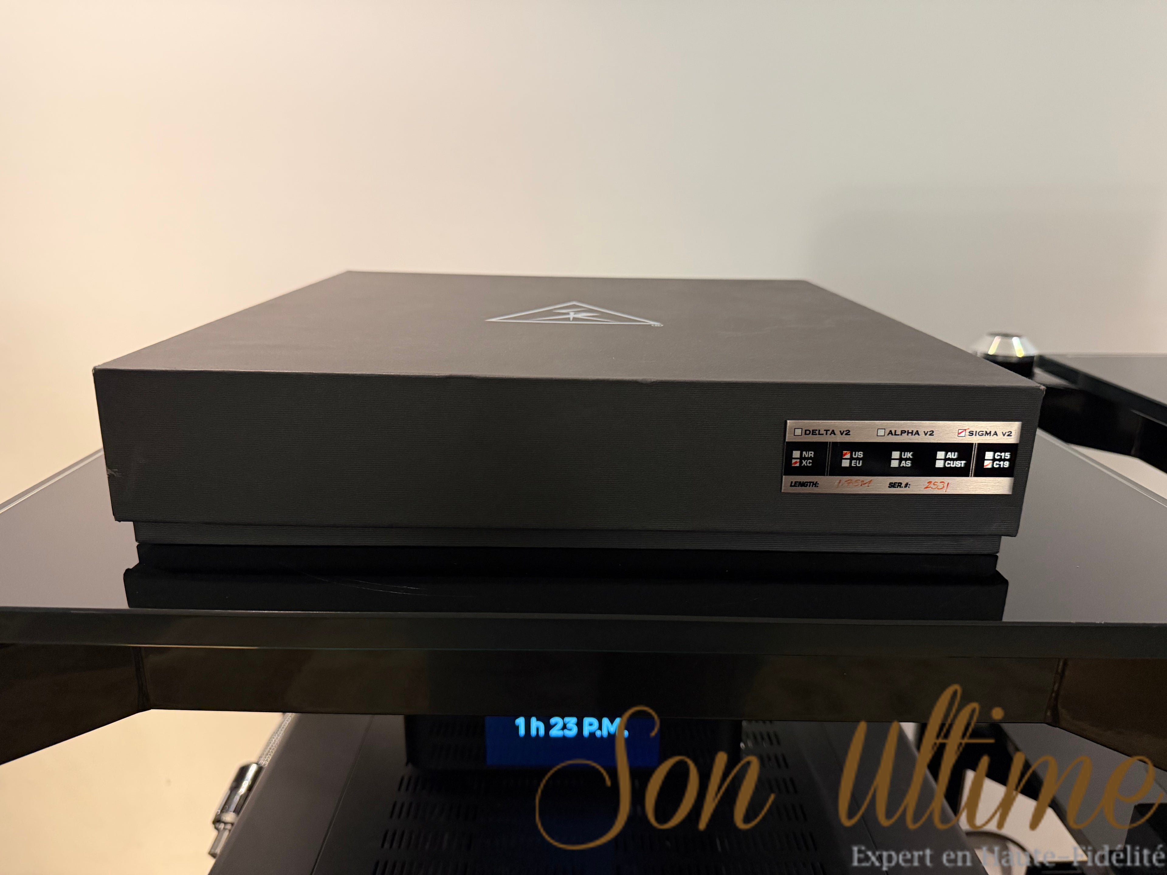 Sigma v2 XC 20A 1.75M (Occasion)