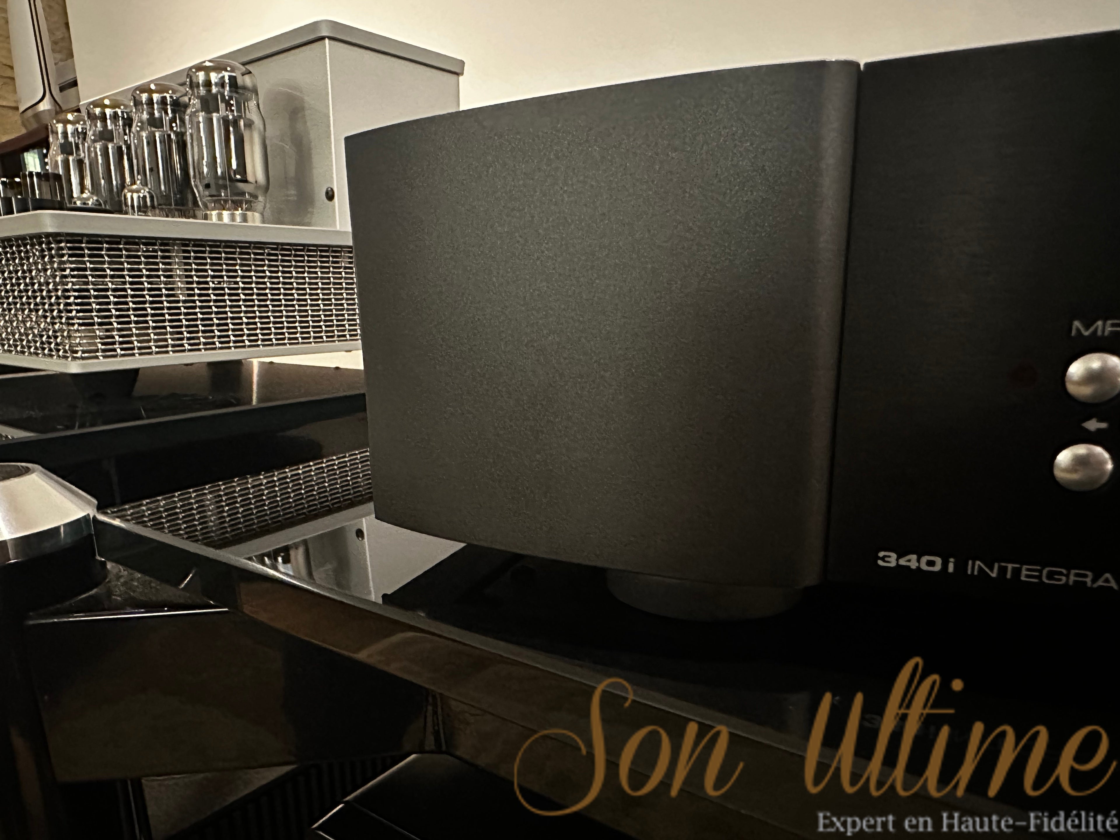 Moon Neo 340i D3PX (Used)