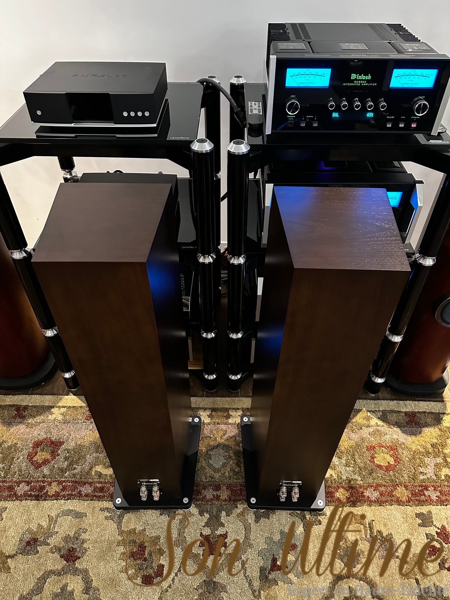 Revolution XT8F Walnut (Used Sold)