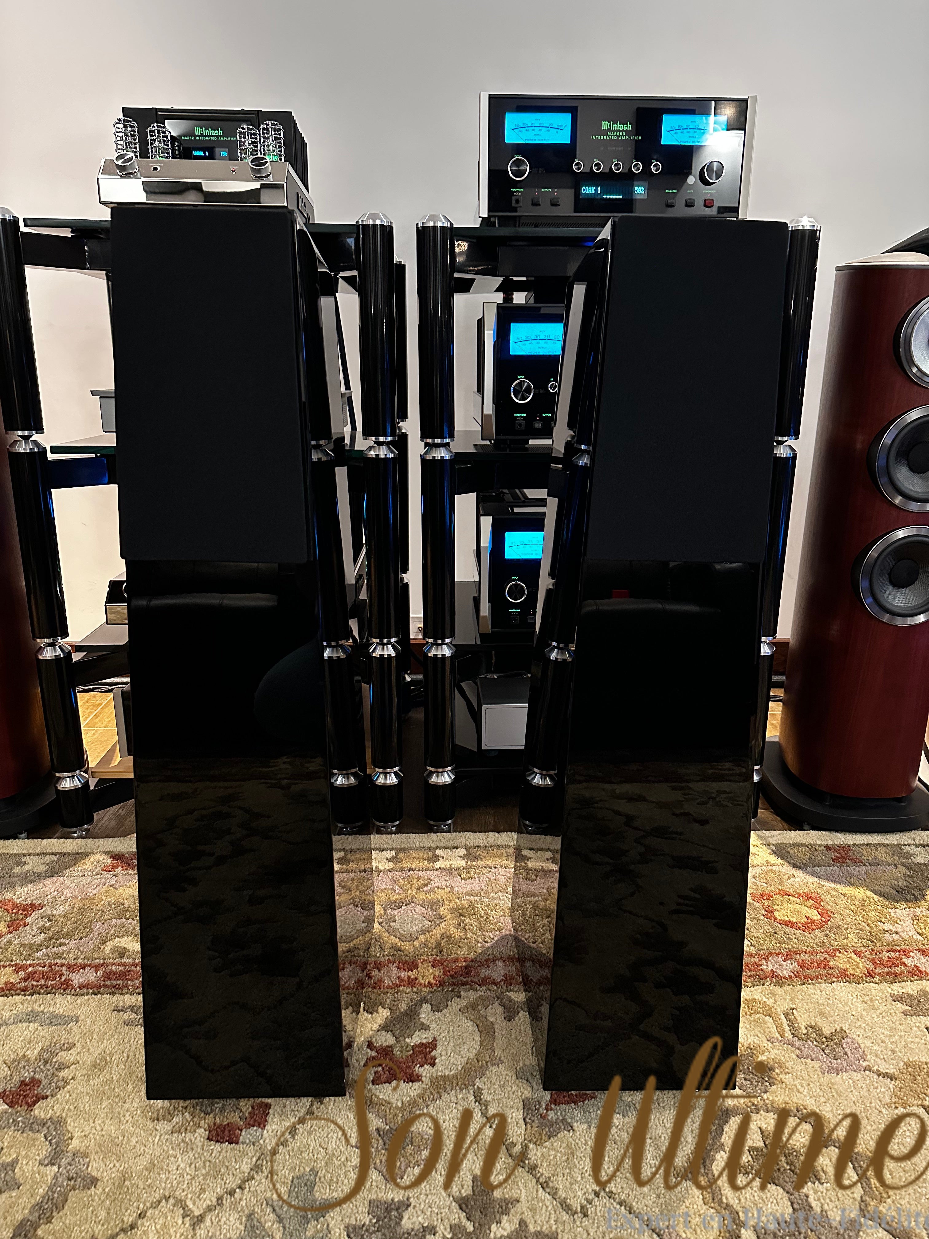 Finn Black (Used Sold)