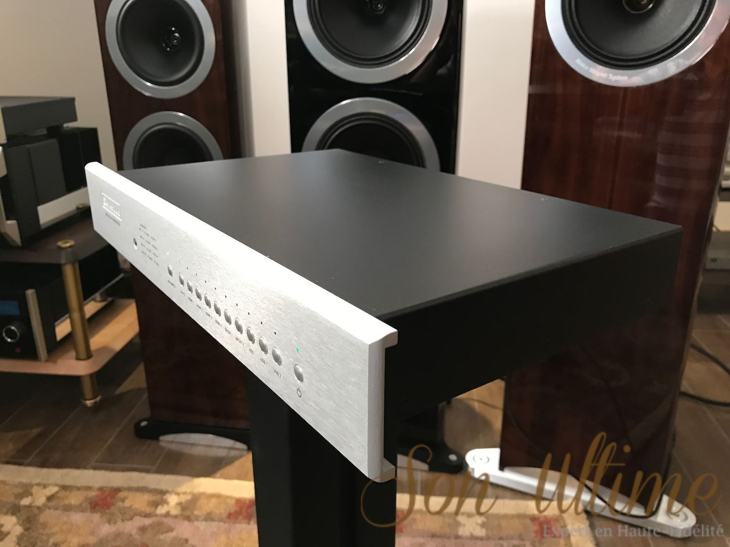 BDA3 Silver 19in GreenLEDs (Used Sold)