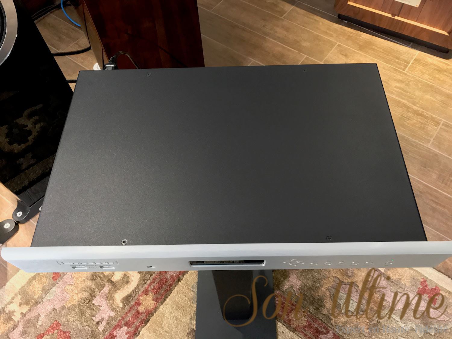BDP1 Silver 19in GreenLEDs (Used Sold)