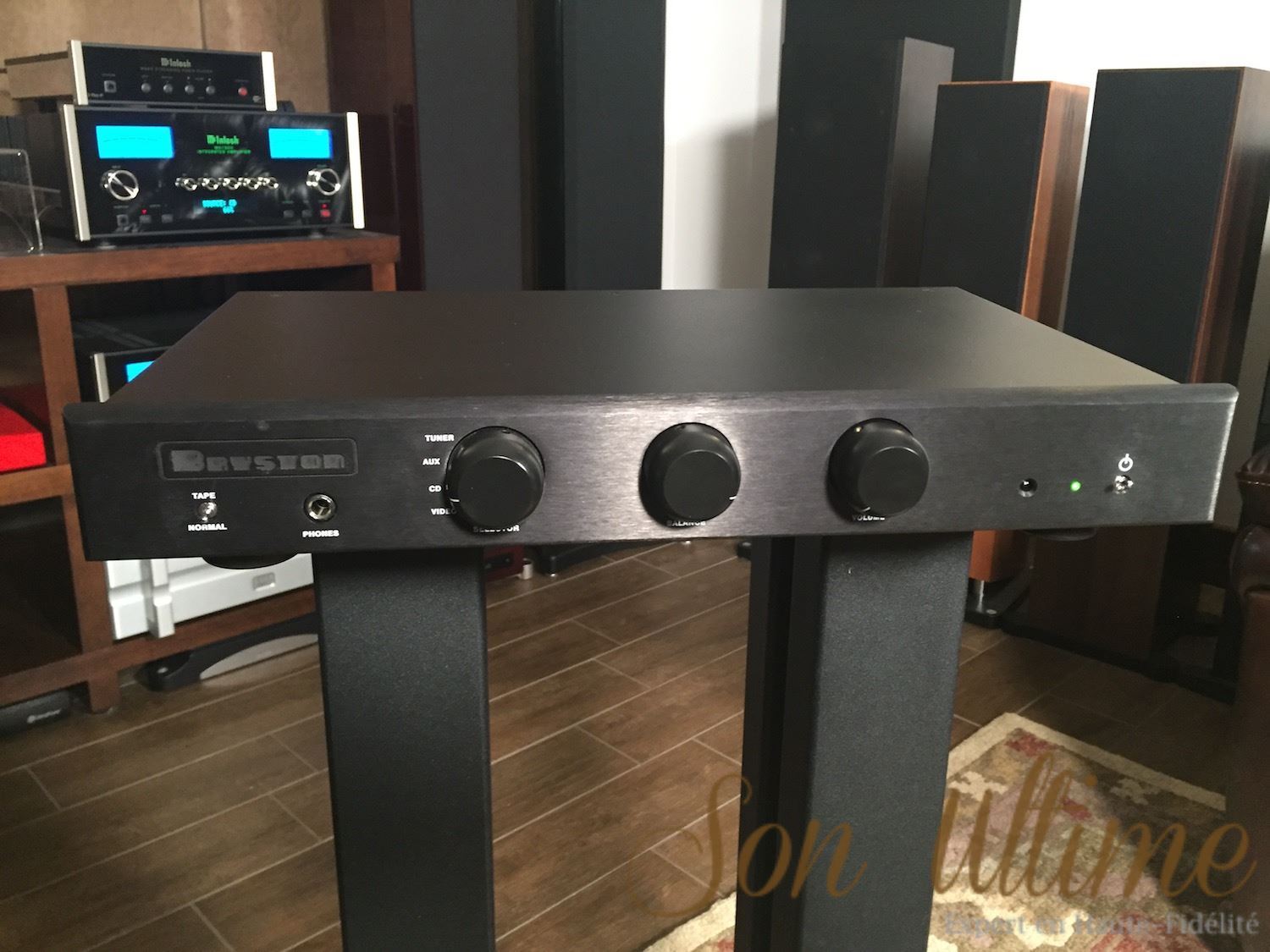 BP6 Black 17in GreenLEDs (Used Sold)