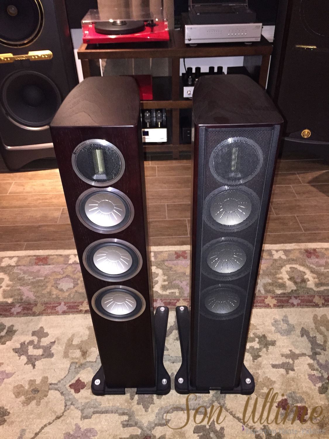GX200 Walnut (Used Sold)