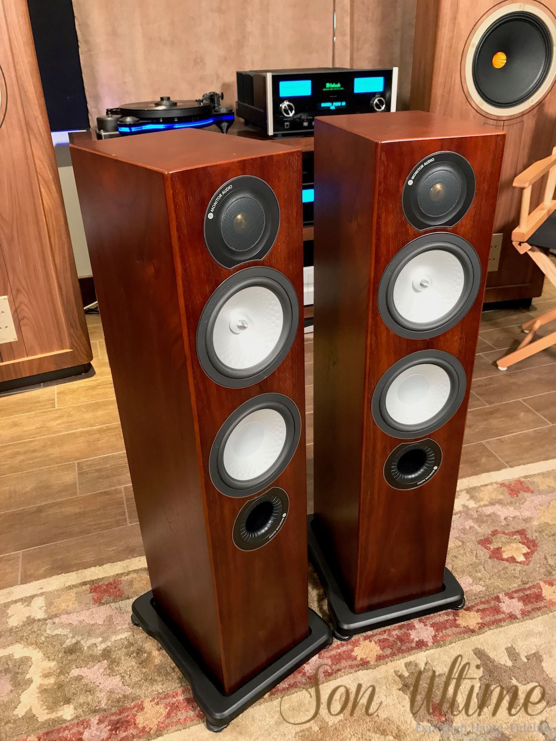 RX6 Walnut (Used Sold)