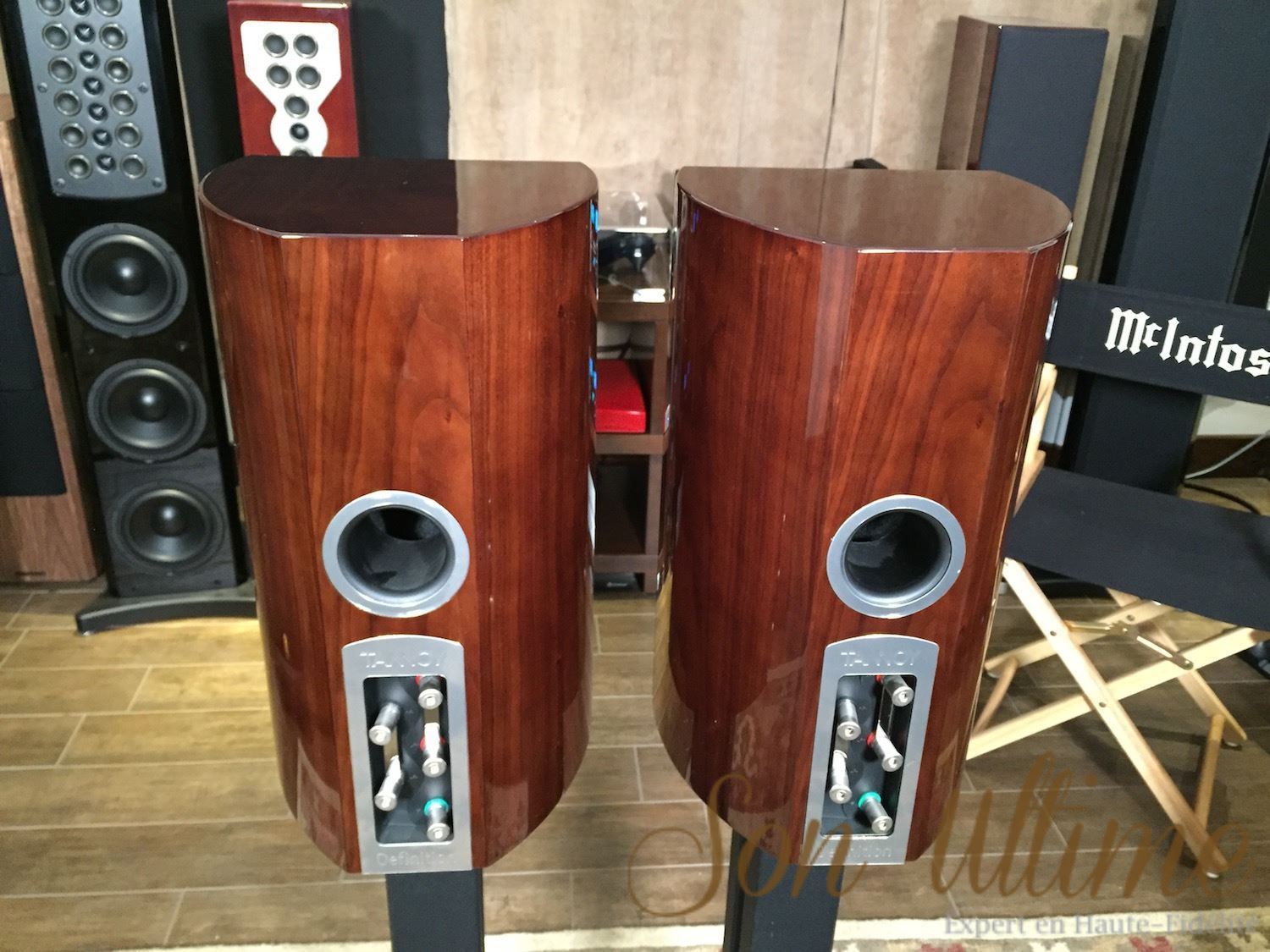 Definition DC8 Walnut (Used Sold)