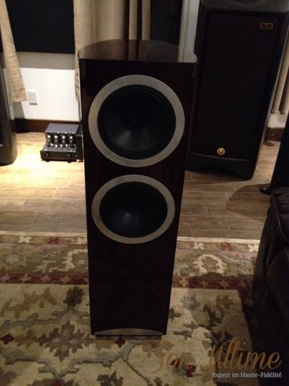 Definition DC10T Walnut (Used Sold)