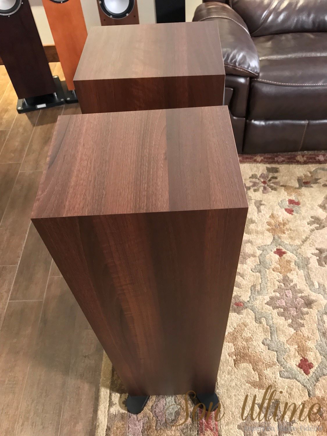Mercury 7.4 Walnut (Used Sold)