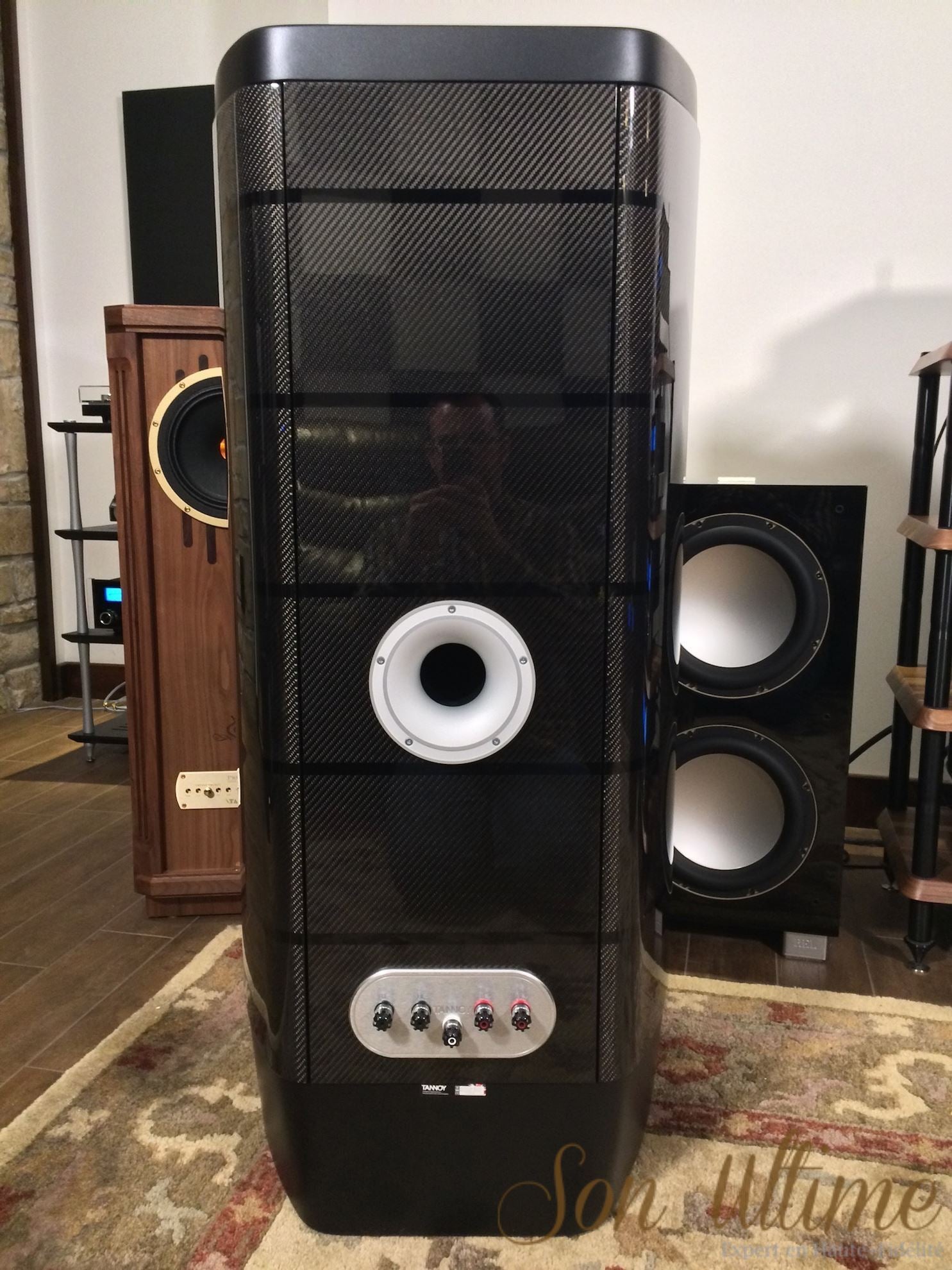 Kingdom Royal Carbon Black (Used Sold)