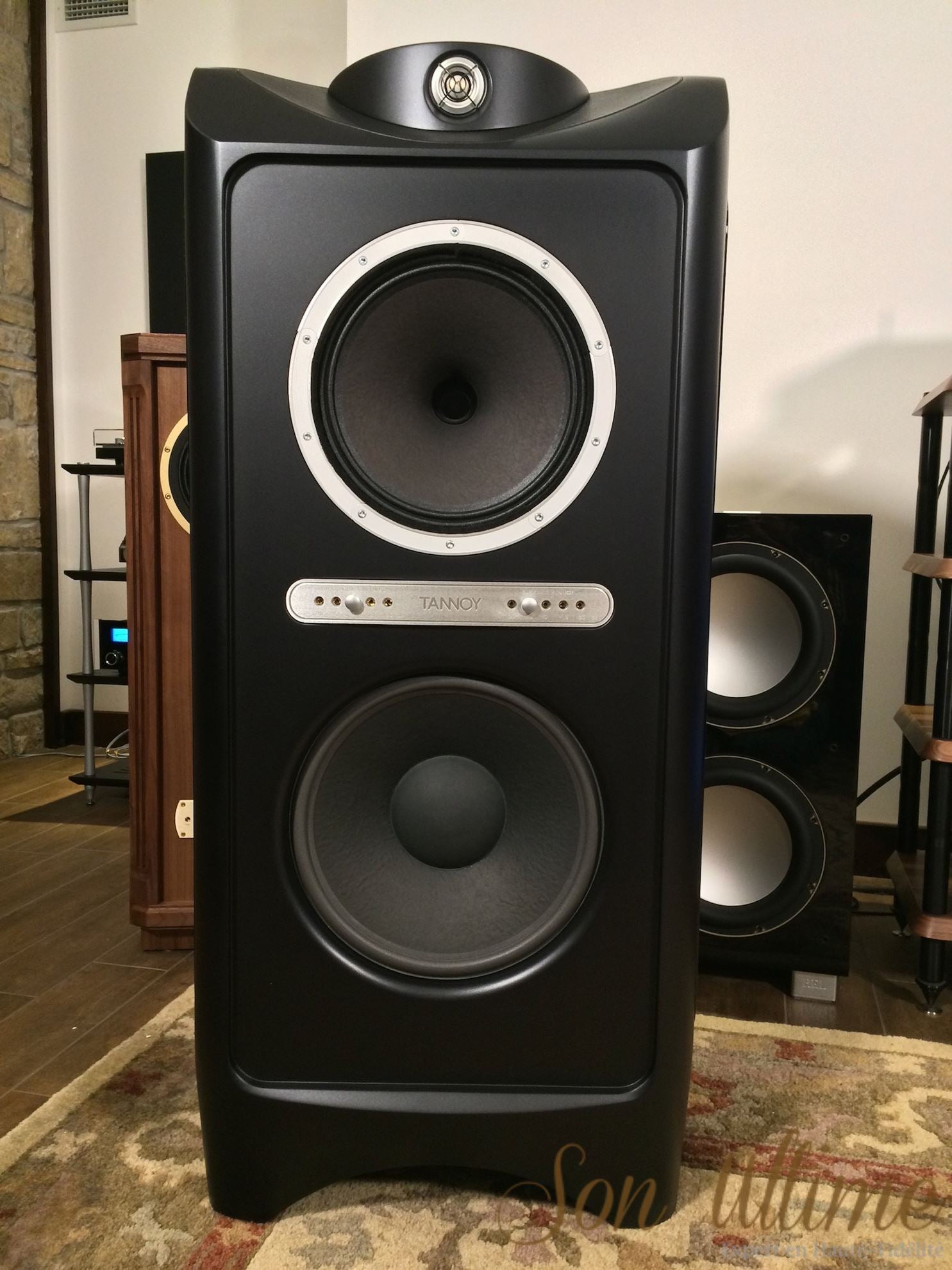 Kingdom Royal Carbon Black (Used Sold)