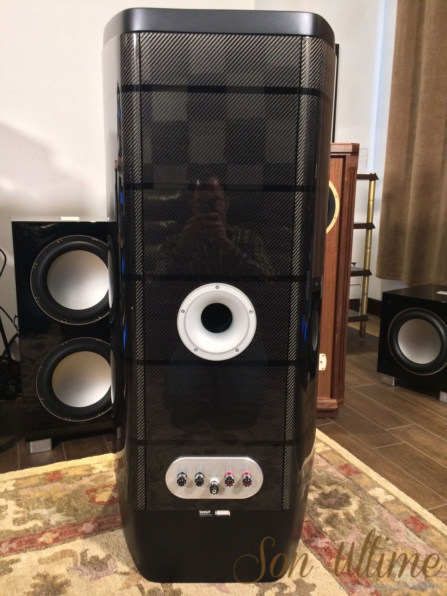 Kingdom Royal Carbon Black (Used Sold)