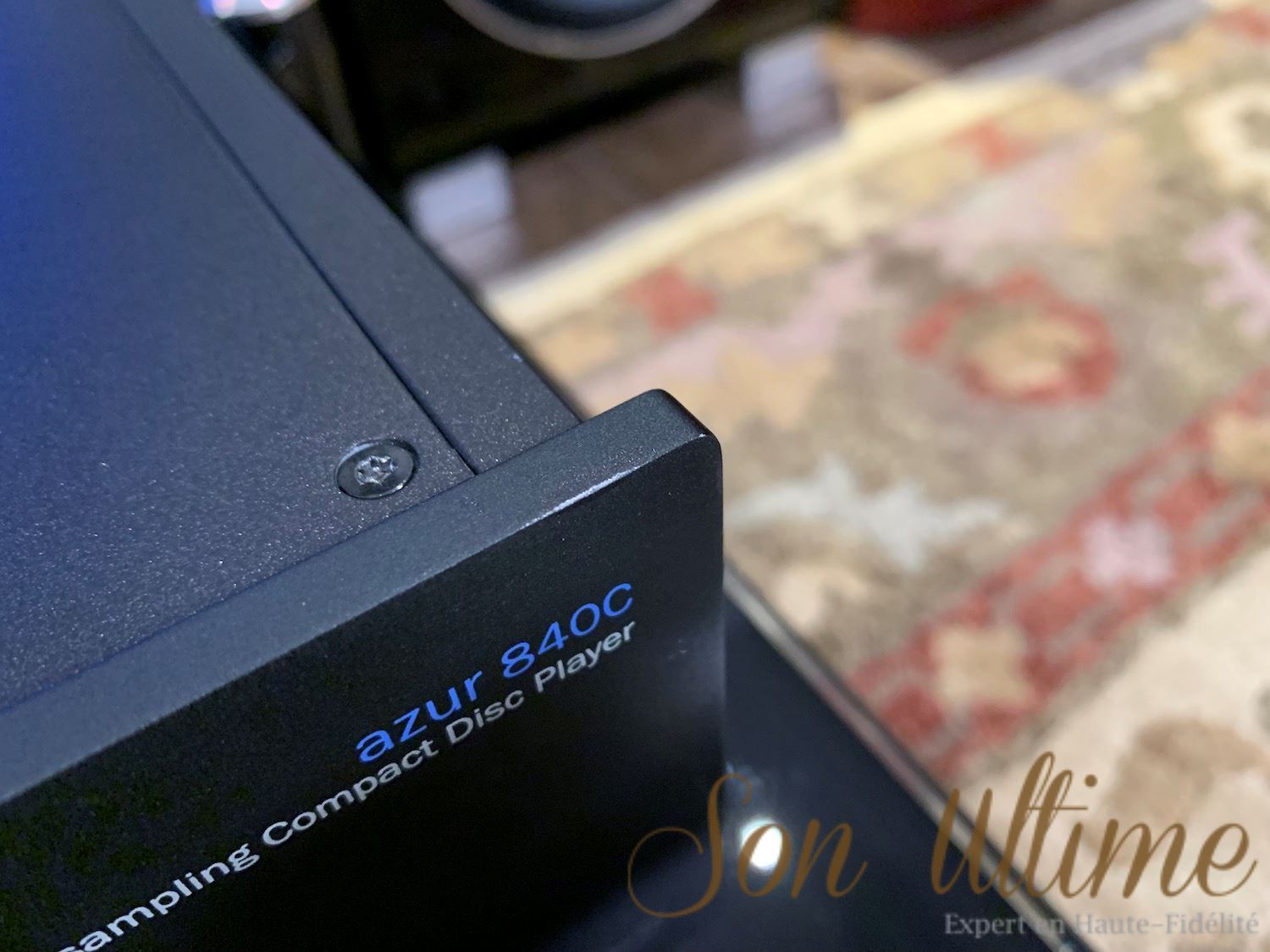 Azur 840C Black (Used Sold)