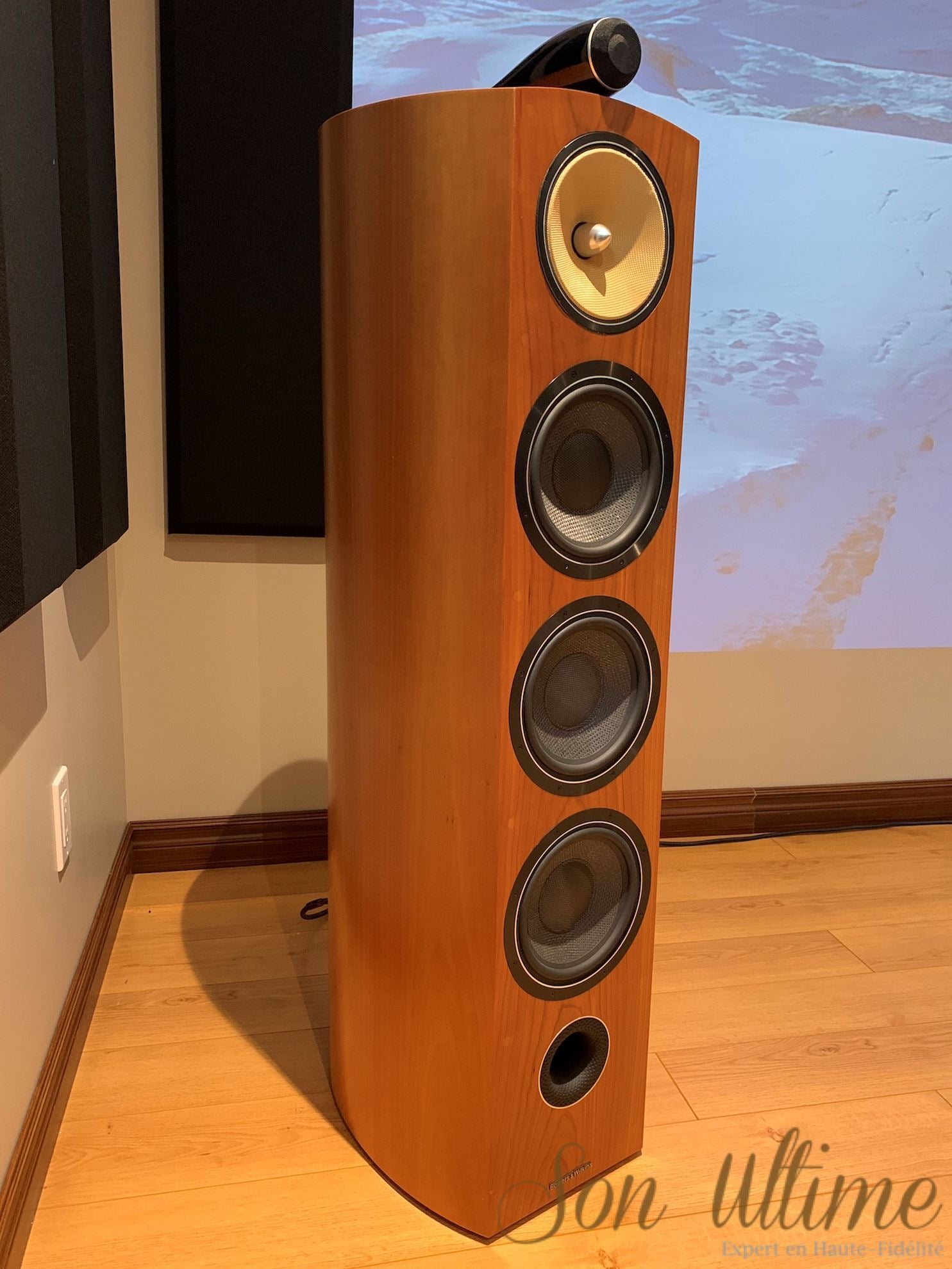 Cinema 3.0 (Used Sold)