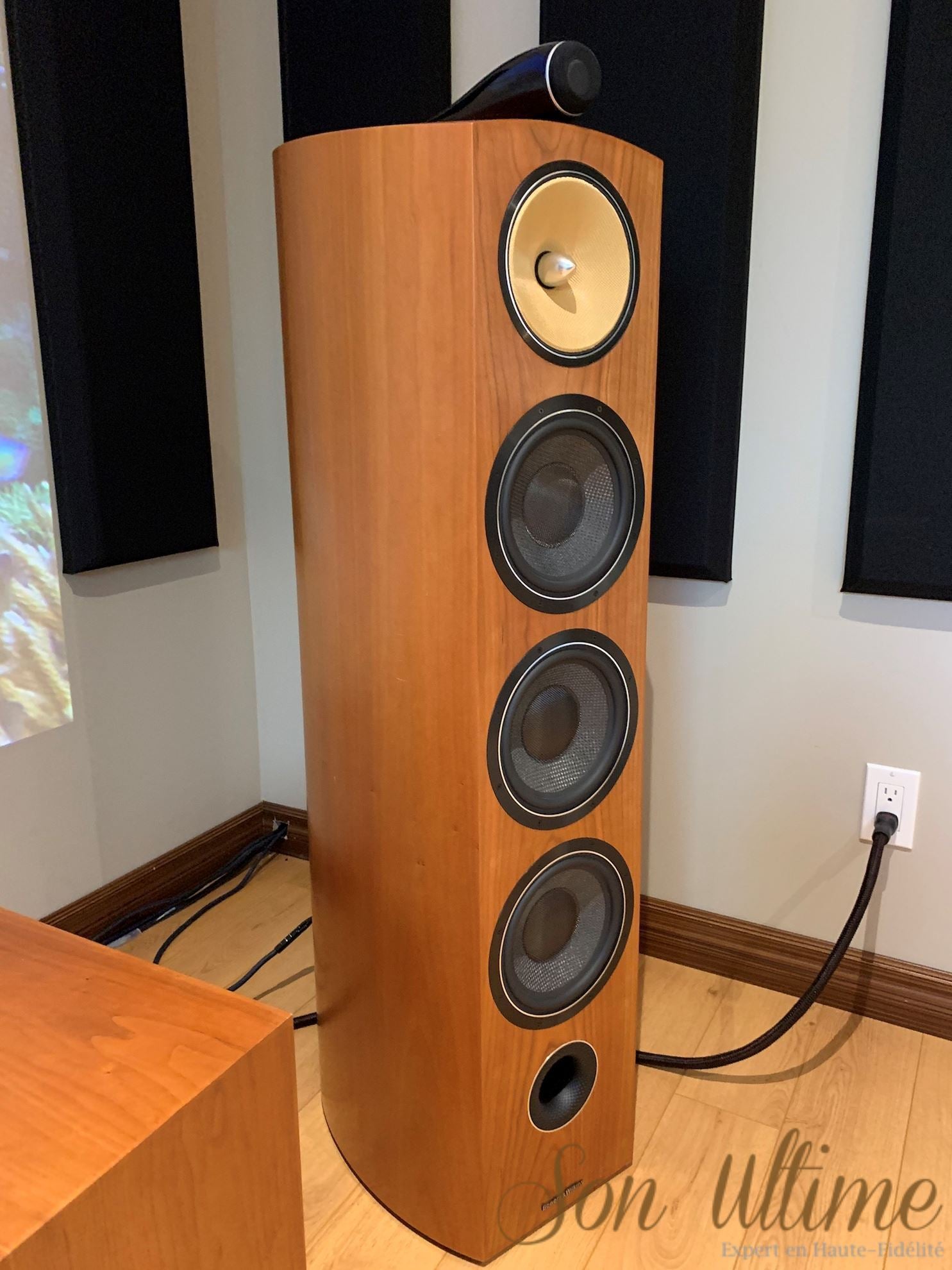 Cinema 3.0 (Used Sold)