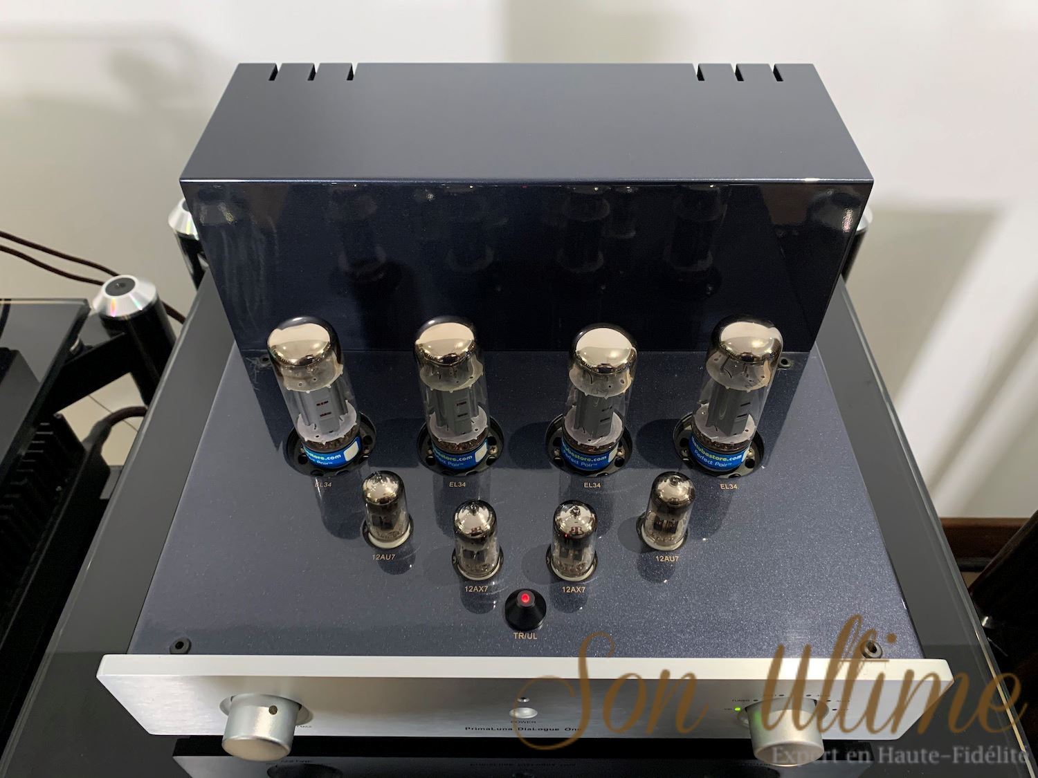 Dialogue One Argent (Used Sold)