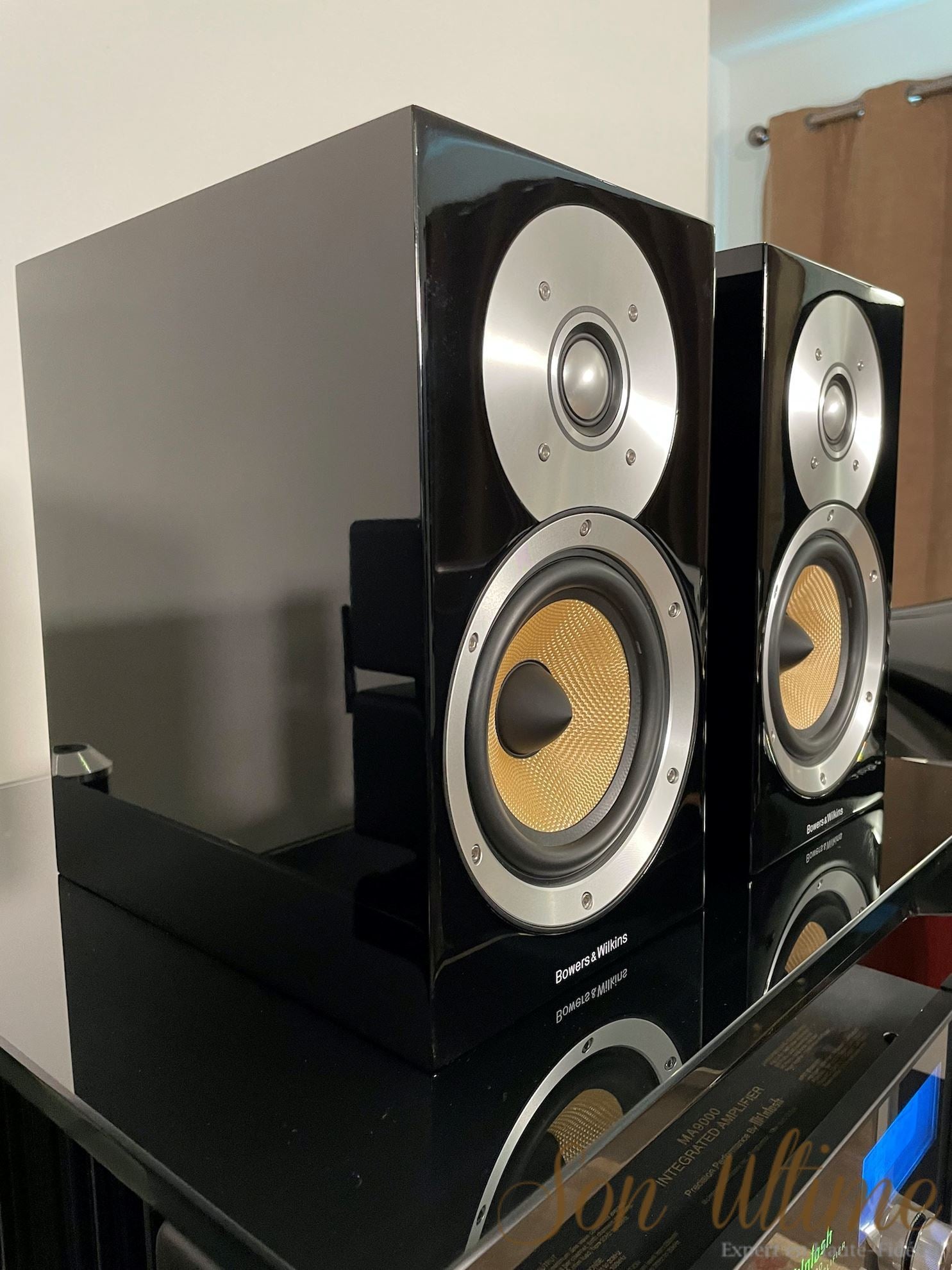 CM1 Black (Used Sold)