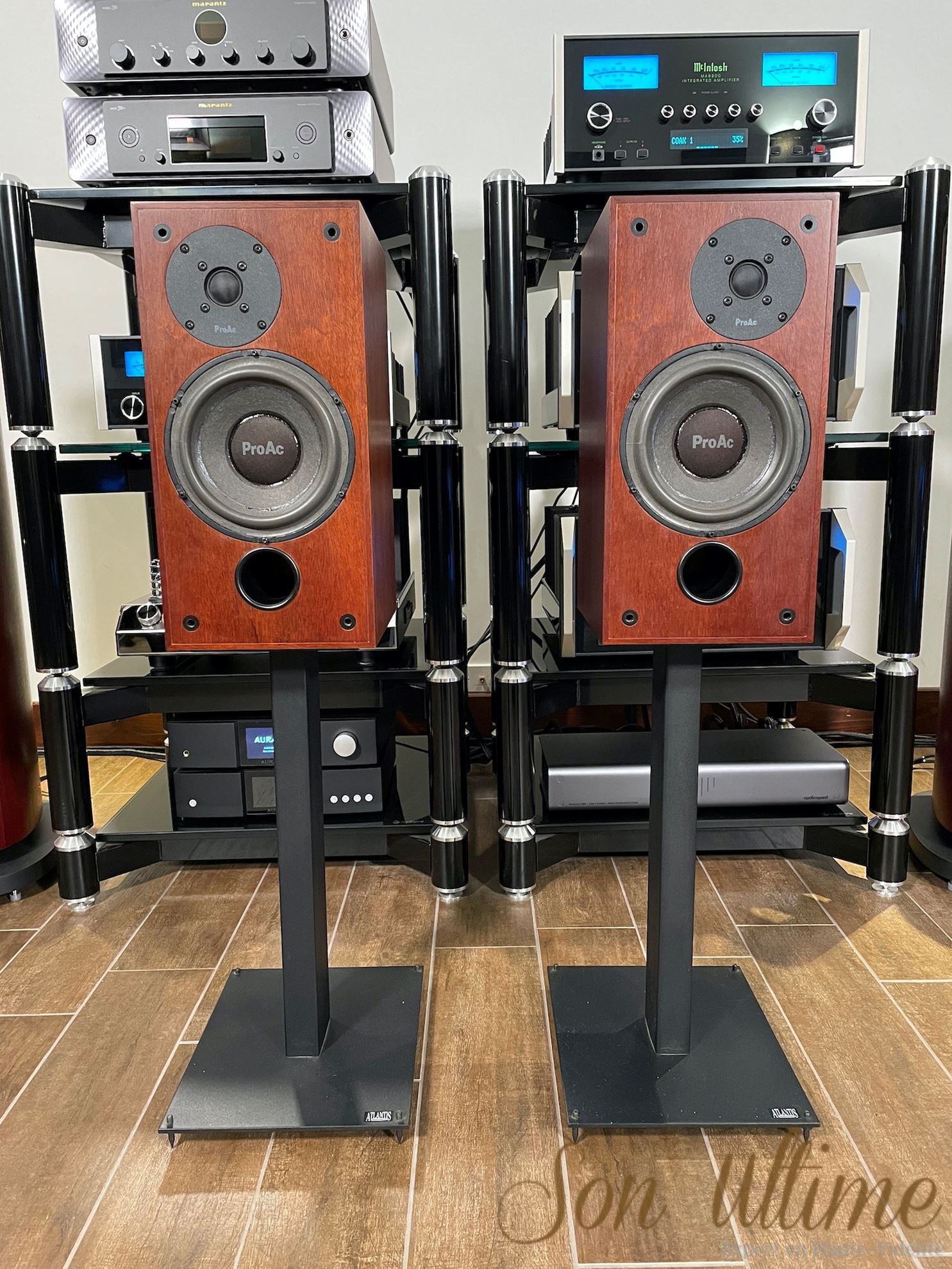 Studio 100 (Used Sold)