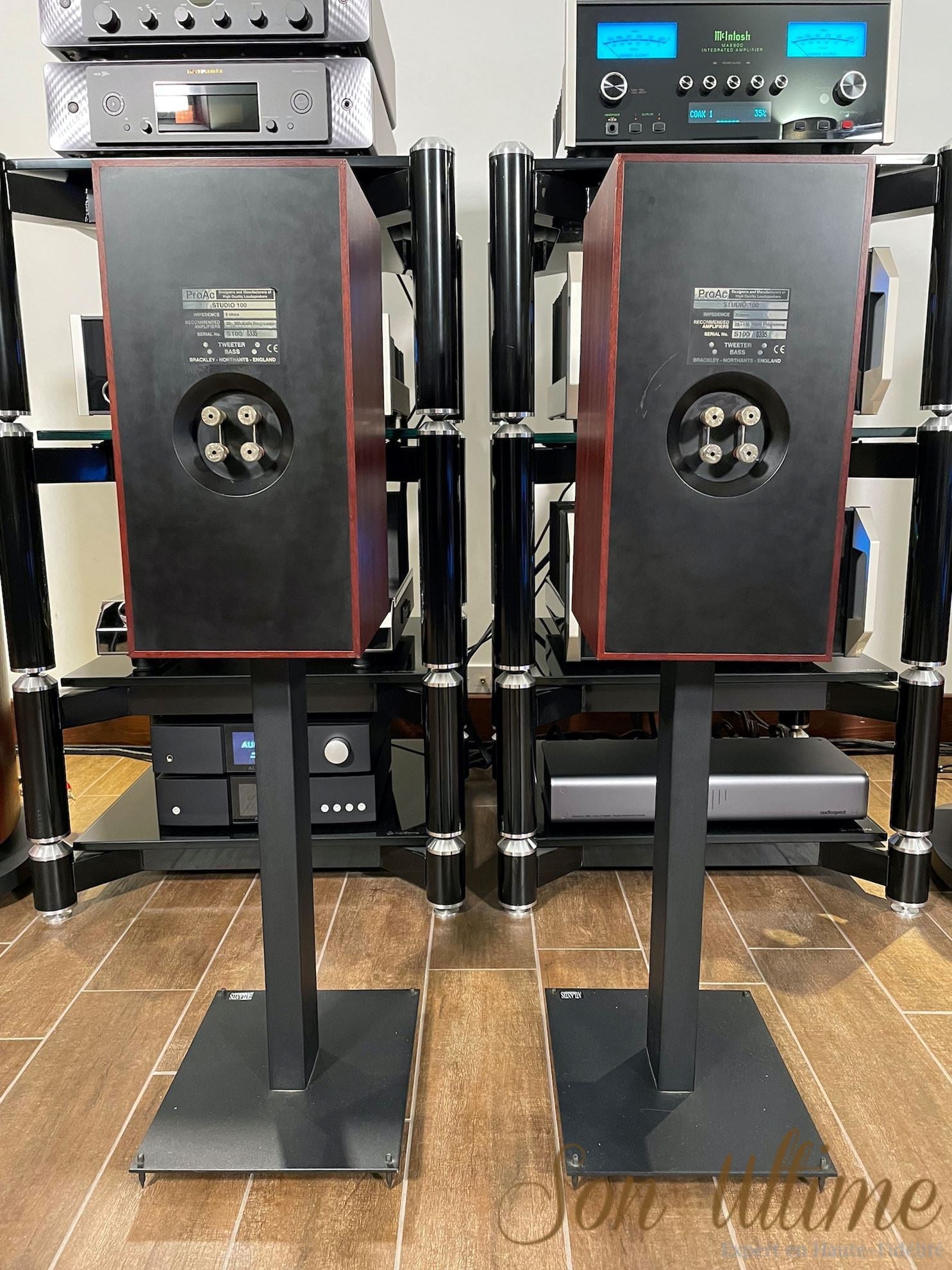 Studio 100 (Used Sold)