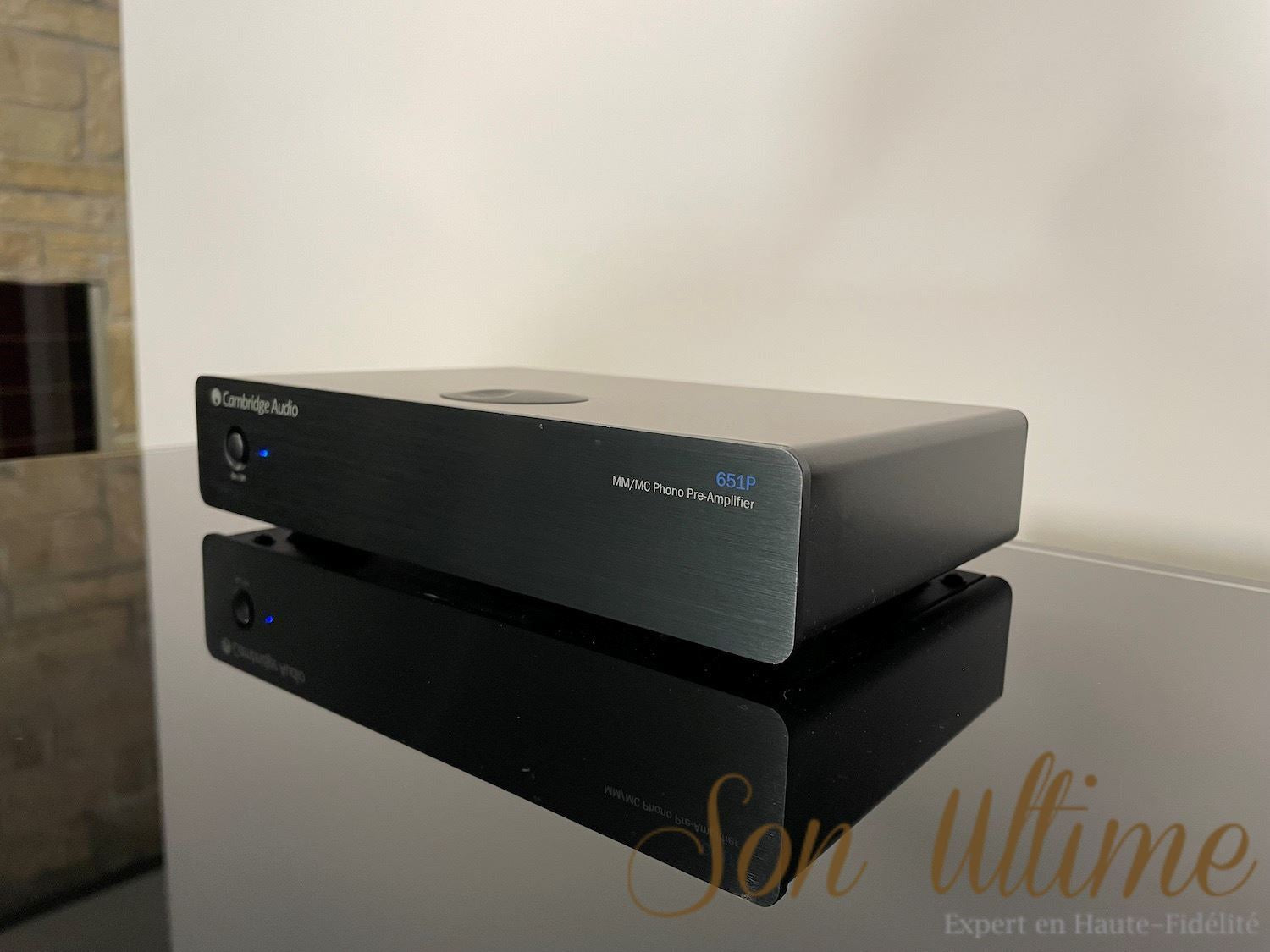 Azur 651P Black (Used Sold)