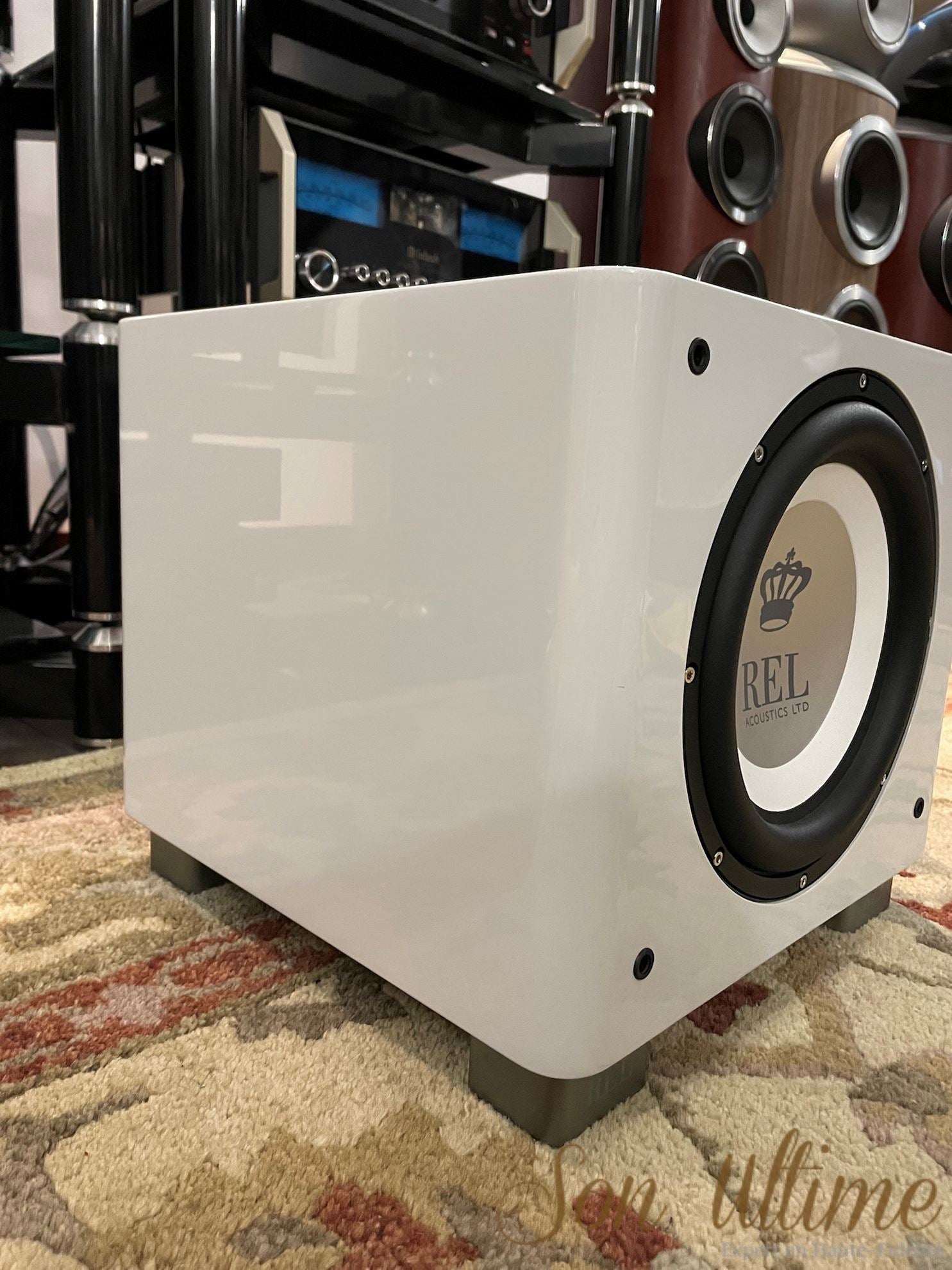 T9x White (Used Sold)