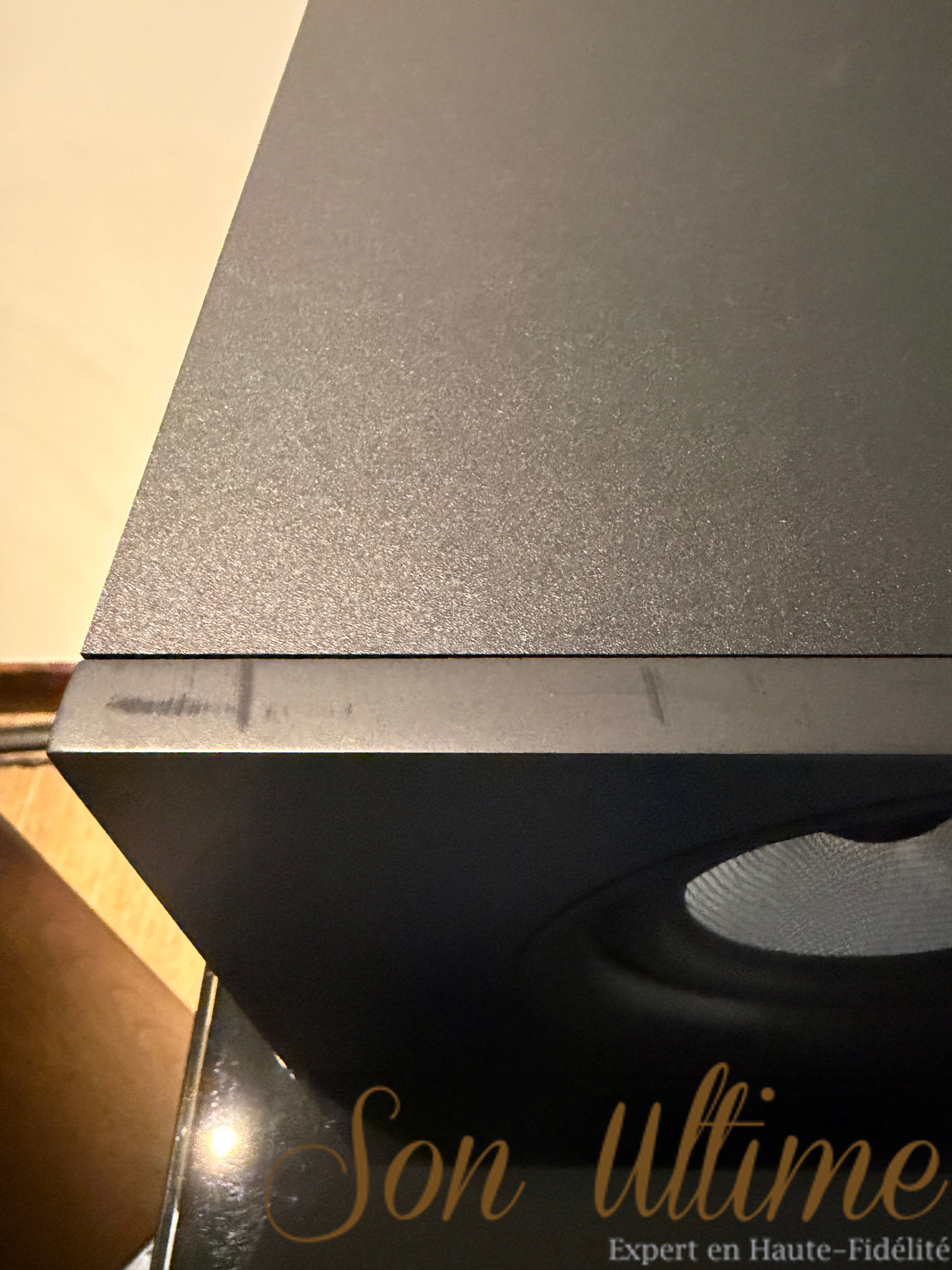 HTM6 S2 Black (Used)