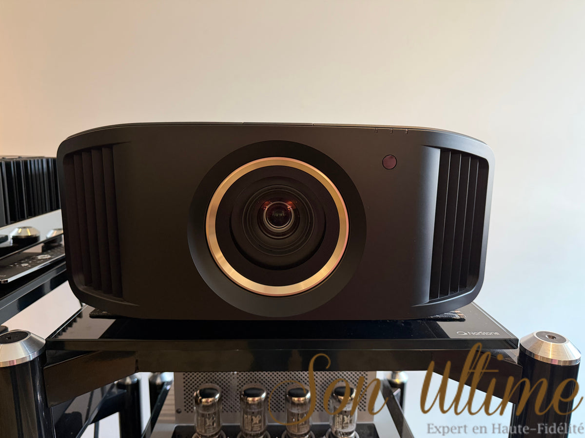 DLA-RS2100K (Occasion)