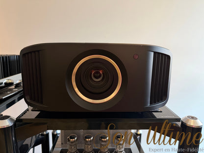 DLA-RS2100K (Occasion)