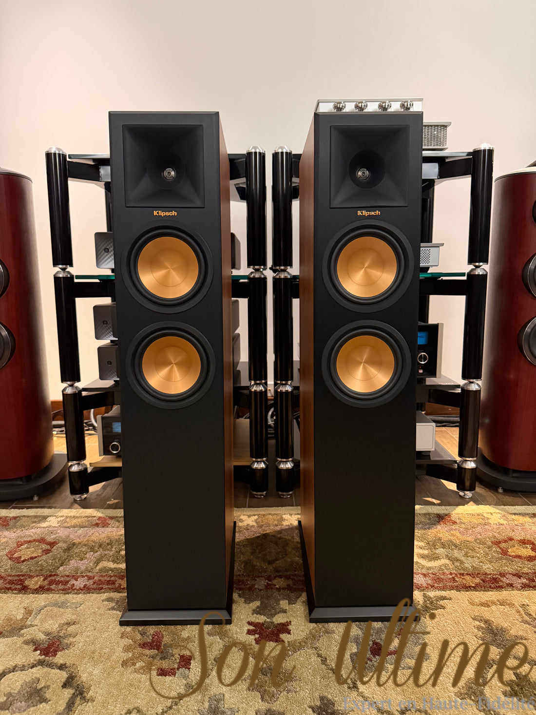 RP-260F Walnut (Occasion)