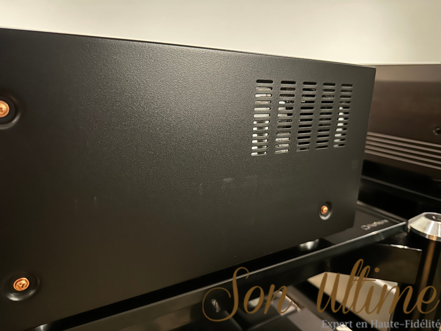 AV8805A (Occasion Vendue)