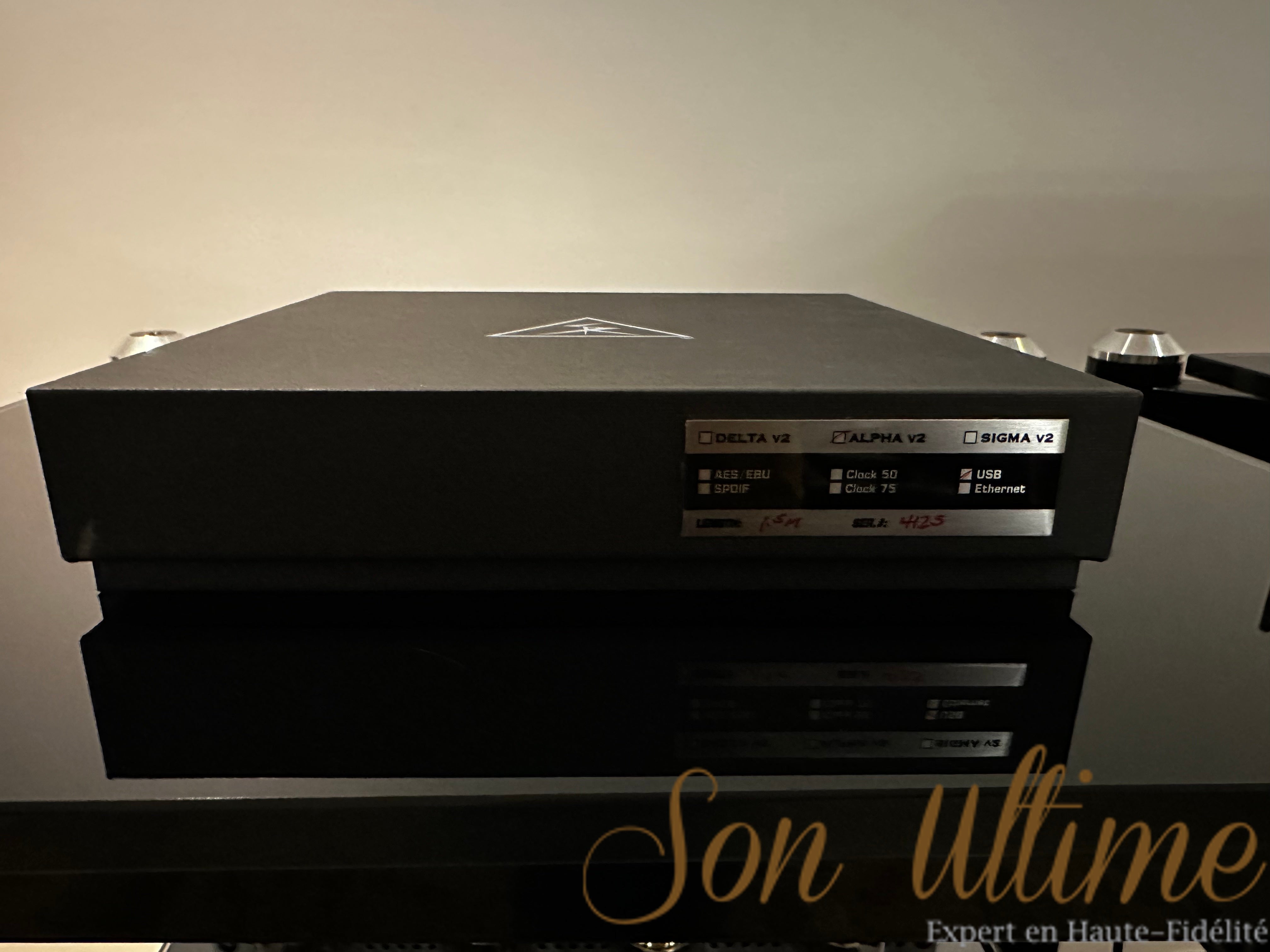 Alpha v2 USB 1.5M (Occasion) – Son Ultime Inc